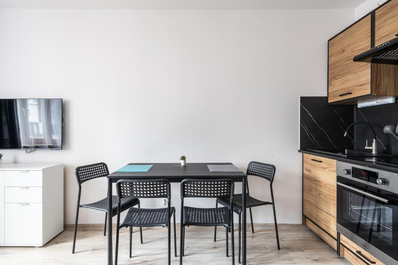 Rentplanet - Studio Dworcowa Wrocław Kültér fotó